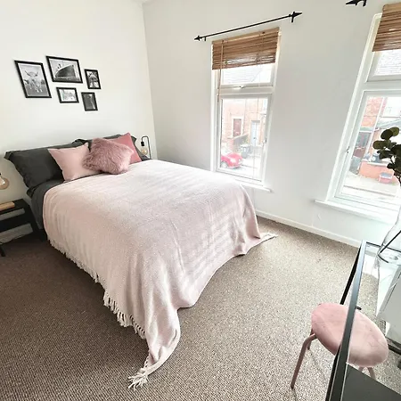 Edinburgh Street Townhouse Villa Belfast Exterior photo