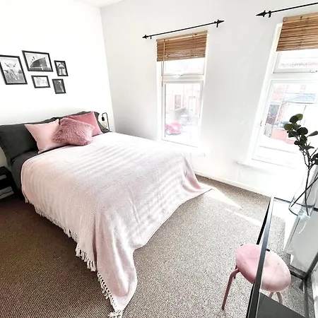 Edinburgh Street Townhouse Villa Belfast Exterior photo